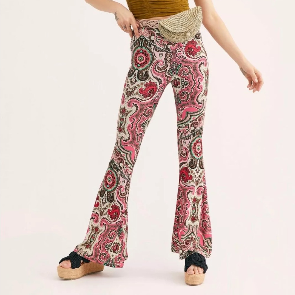 Free People Harper Printed Bell Bottom Flare Pants Hot Pink Combo Size‎ Med 70s